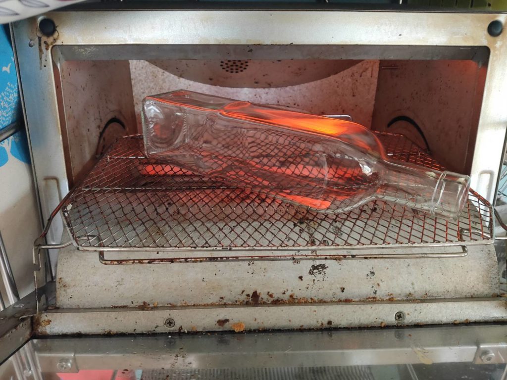 ガラス瓶をトースターで乾燥
